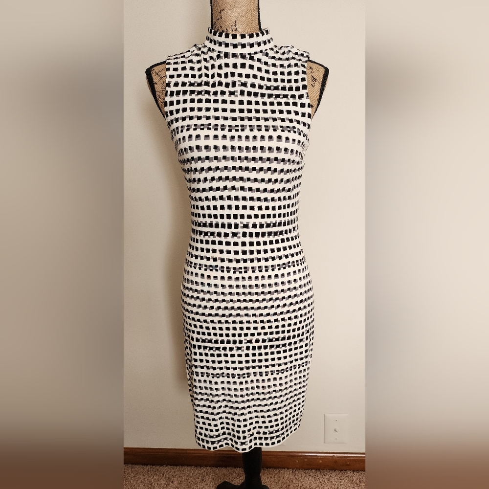 Julio Studio dress, size 6, black and white pattern